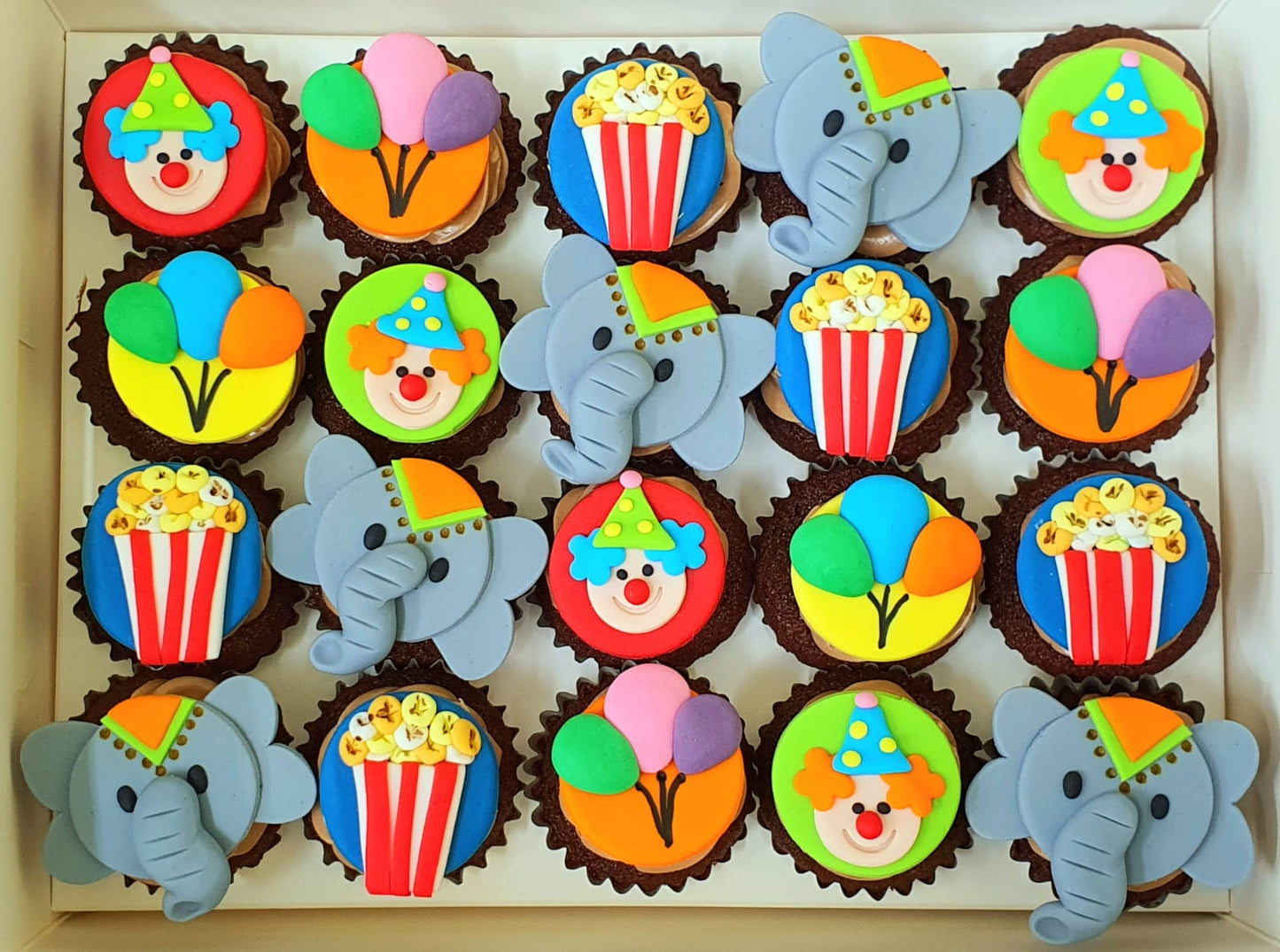 Circus Themed Mini Cupcakes (Box of 20)