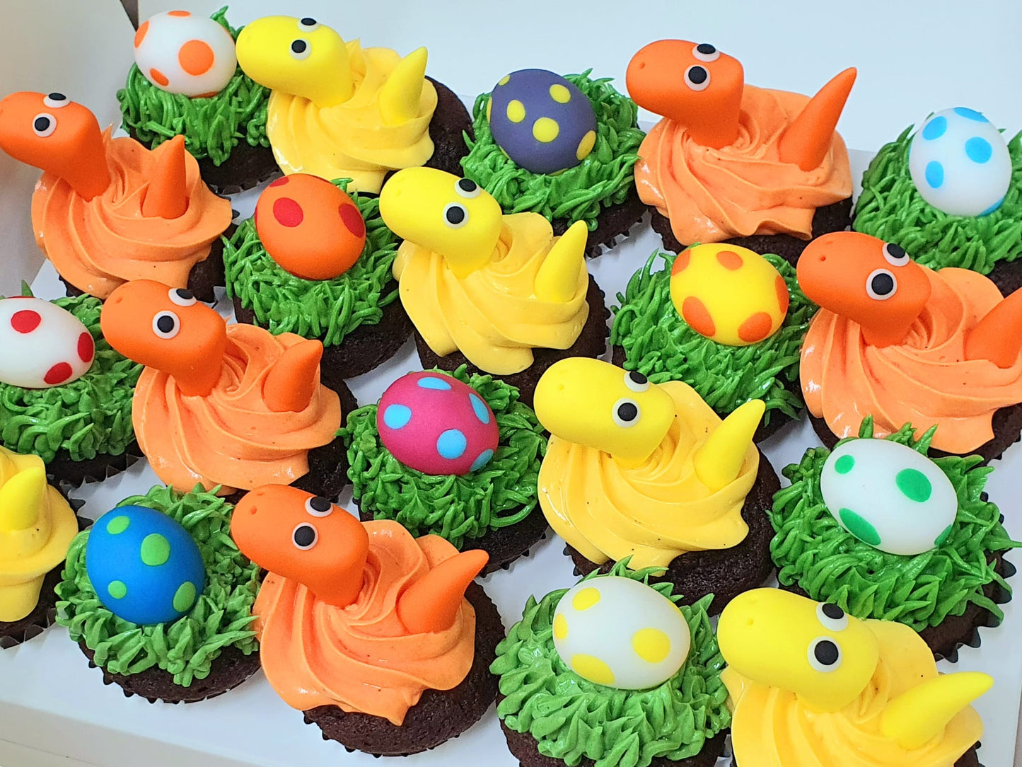 Dinosaur Mini Cupcakes (Box of 20)