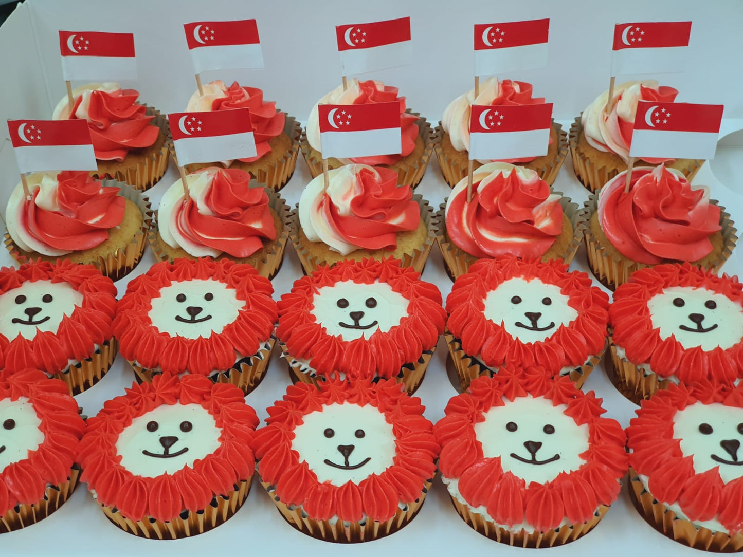 SG National Day Cupcakes (Box of 12) - Lion City